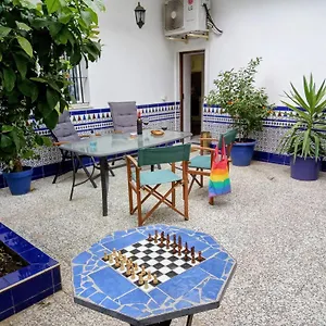 https://casa-valientes-b.hotelsincadiz.net